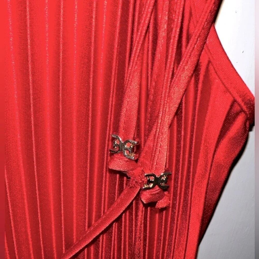 Sam Edelman Red Pleated Midi Dress Sleeveless Size M NWOT - Picture 8 of 10